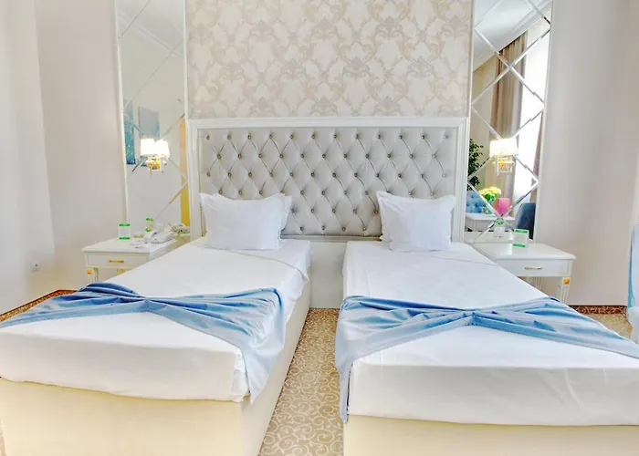 Ramada By Wyndham Trimontium Hotel 4*