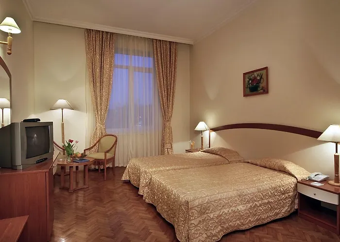 Ramada By Wyndham Trimontium