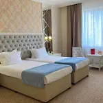 Ramada By Wyndham Trimontium Хотел Пловдив