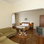 Ramada By Wyndham Trimontium 4* פלובדיב