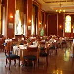 מלון Ramada By Wyndham Trimontium 4*