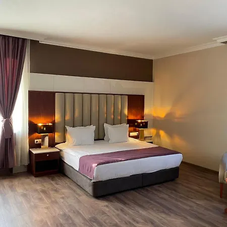 Ramada By Wyndham Trimontium