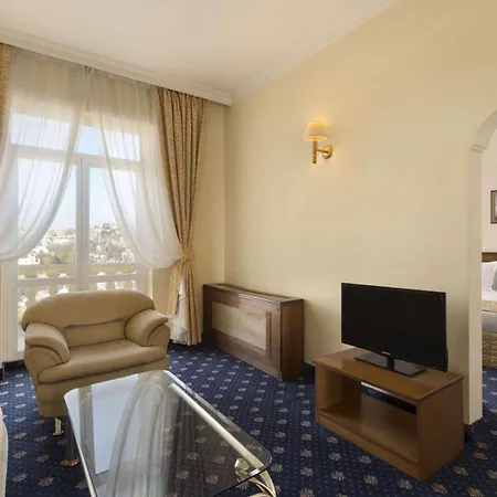 Szálloda Ramada By Wyndham Trimontium 4*