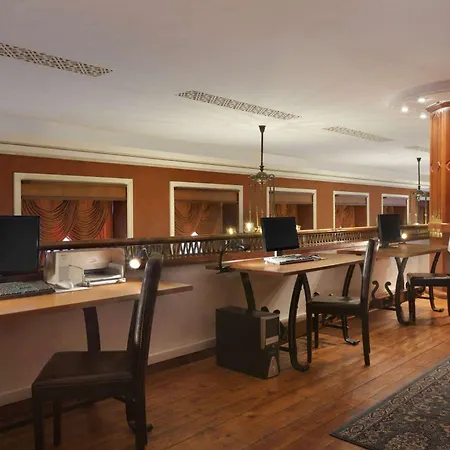 Ramada By Wyndham Trimontium 4*