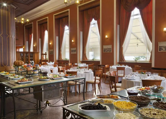 Ramada By Wyndham Trimontium Отель 4*