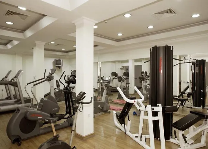 Отель Ramada By Wyndham Trimontium 4*