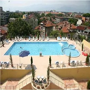 Отель Ramada By Wyndham Trimontium