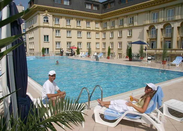 Ramada By Wyndham Trimontium